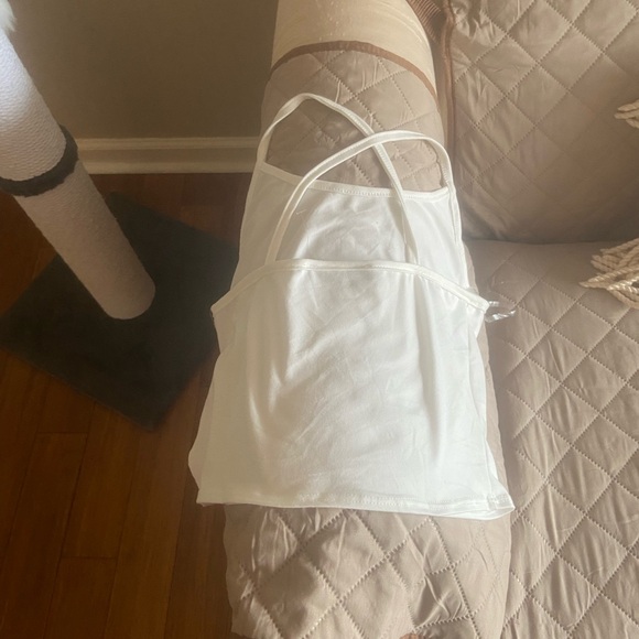 Minimalist Women's Tank Top- Brit & Bre - Picture 3 of 3